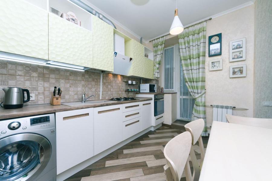 Three-Room Apartments At The Polytechnic Institute Kiev Esterno foto